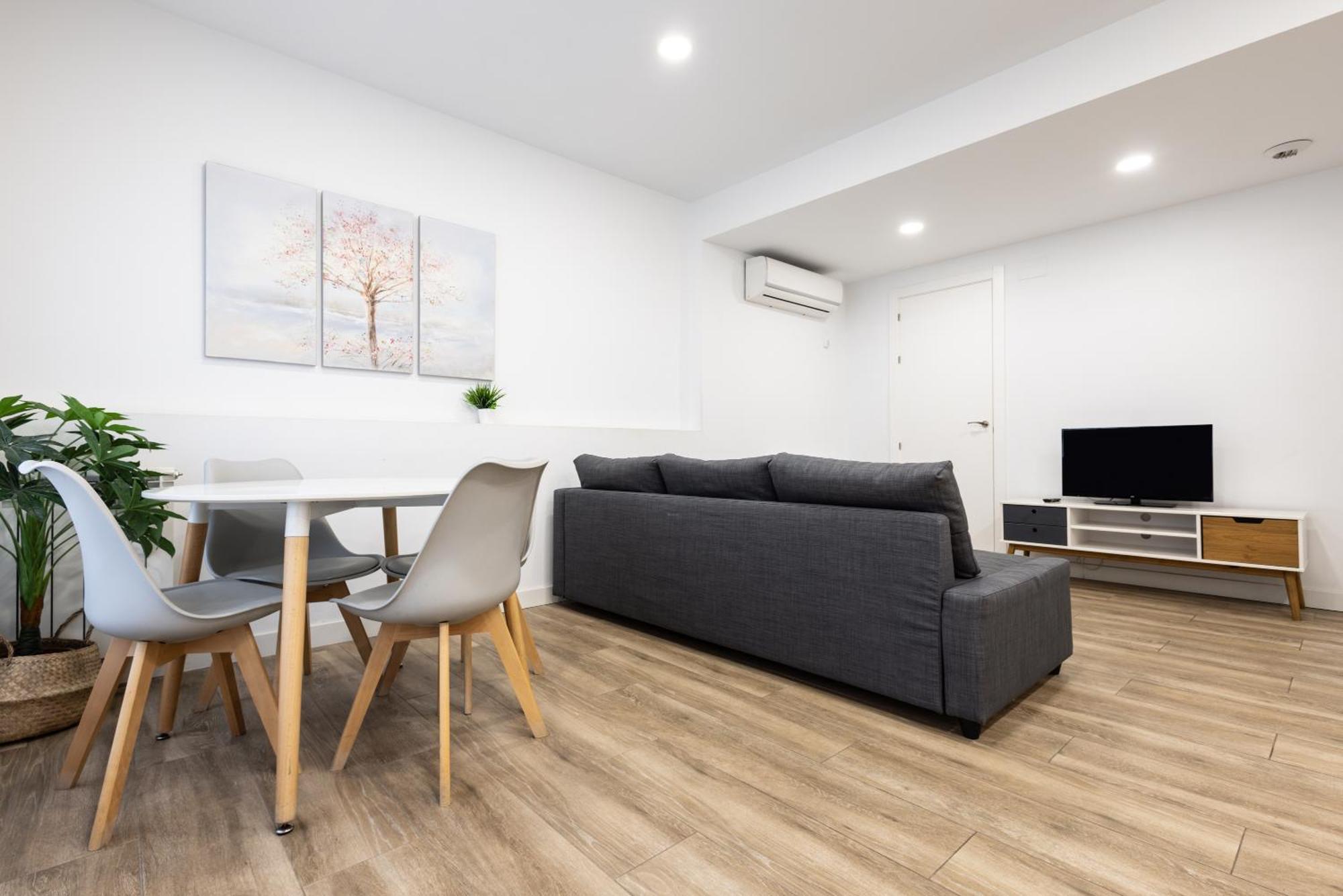 Stay U-Nique Apartments Fabra I Puig Барселона Екстериор снимка