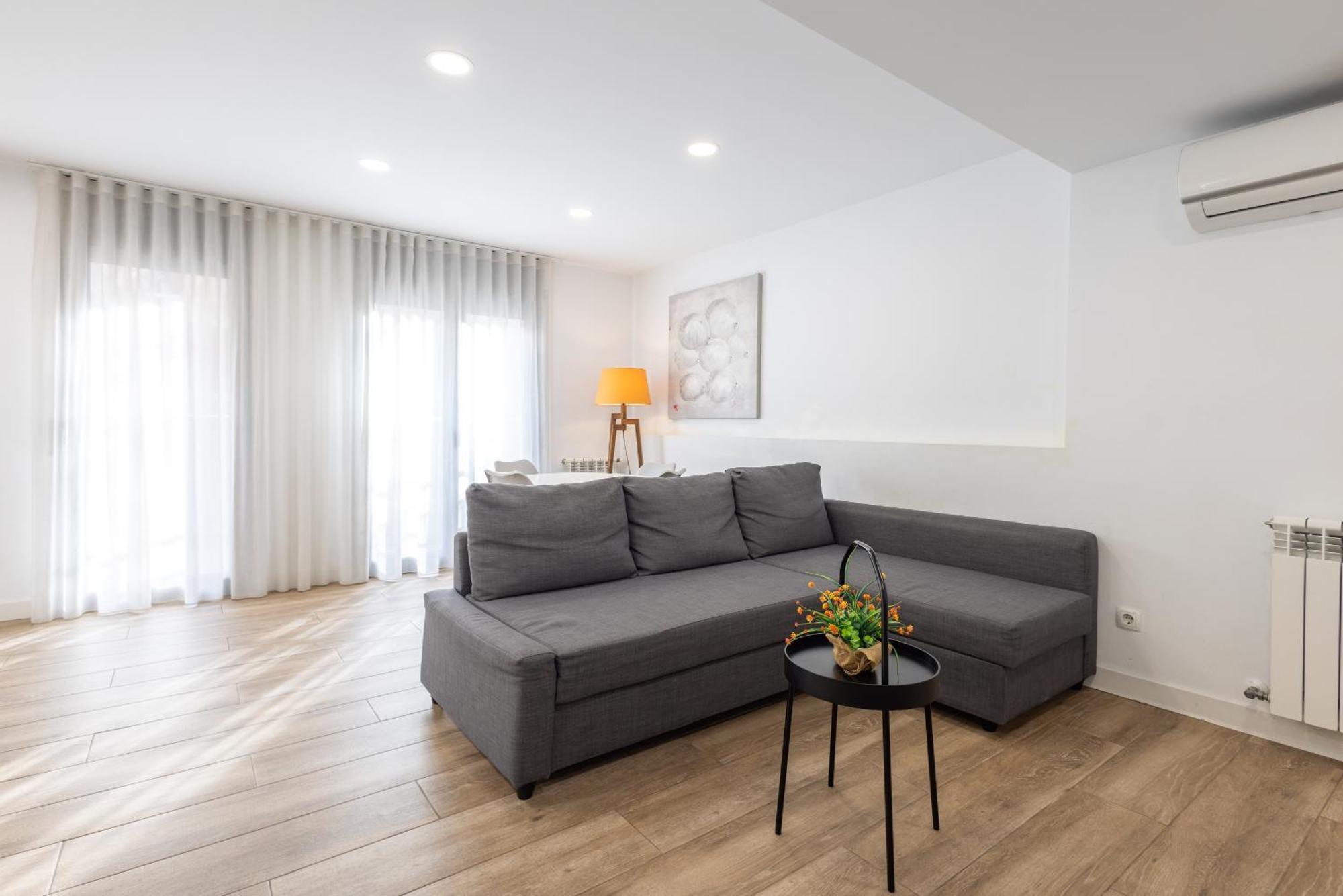 Stay U-Nique Apartments Fabra I Puig Барселона Екстериор снимка