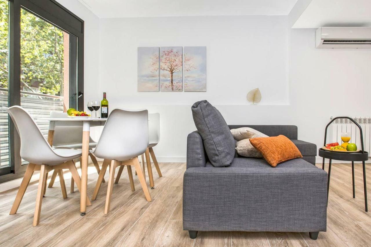 Stay U-Nique Apartments Fabra I Puig Барселона Екстериор снимка